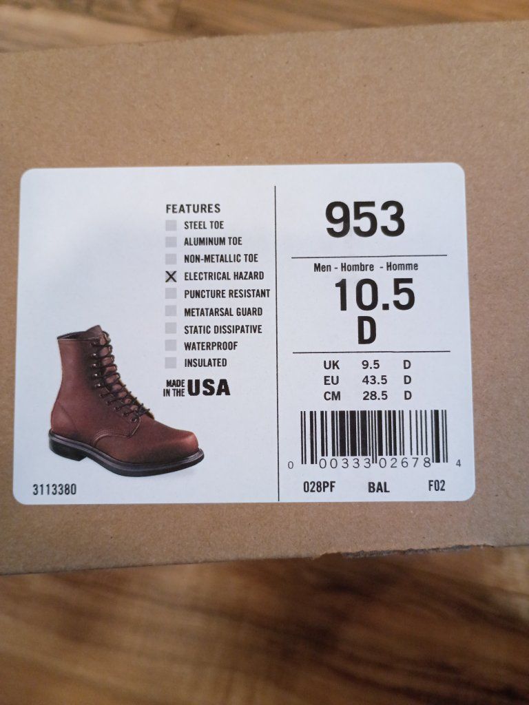 Red Wing USA Made 953 Men's 10.5 D Electrical Hazard Waterproof Insulated Work Boots