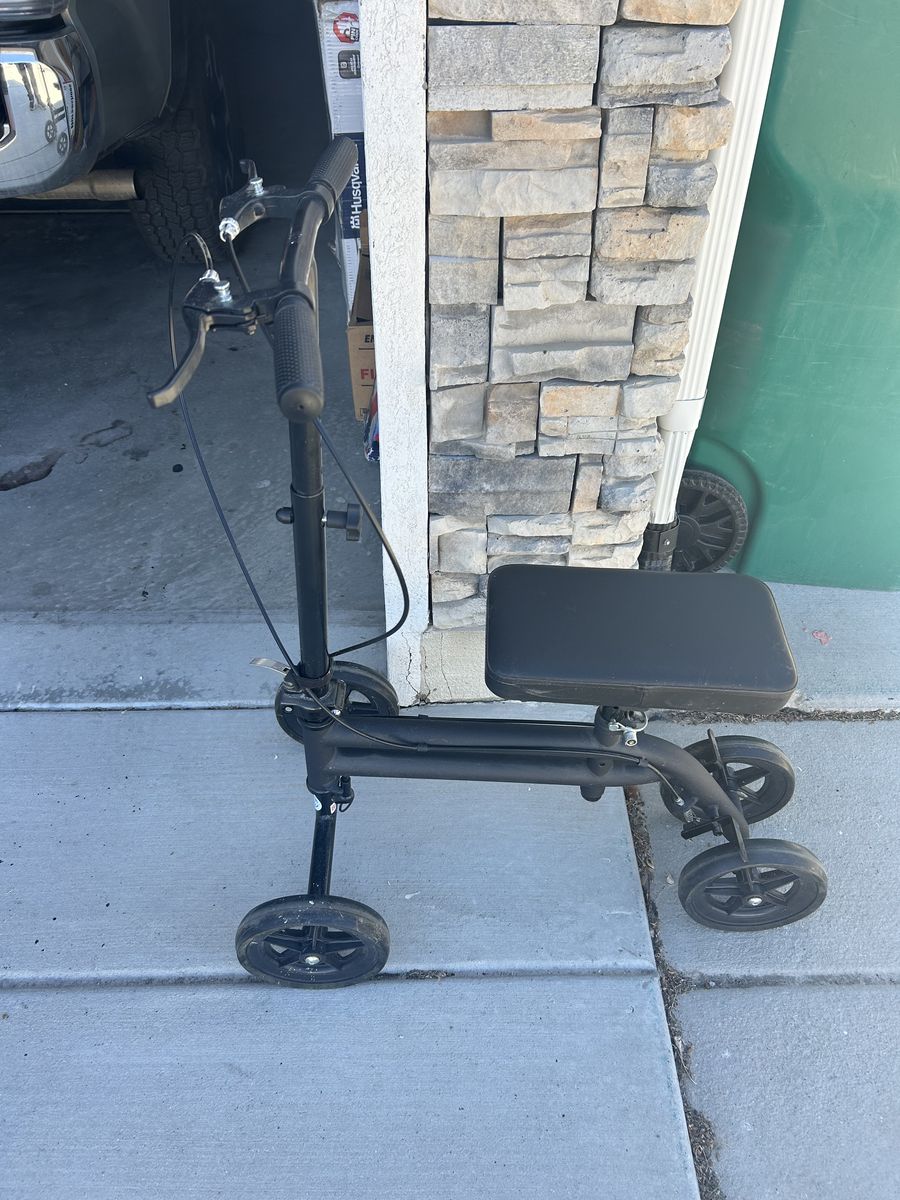Medical Knee Scooter