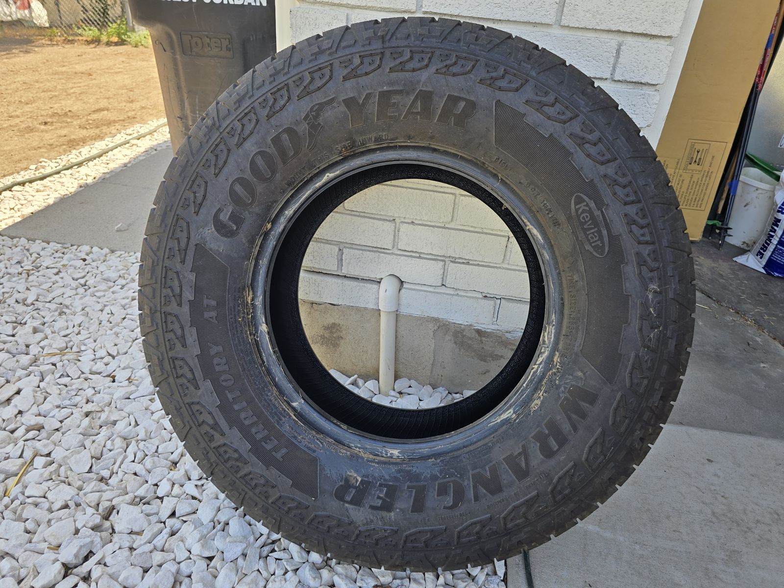 Goodyear Wrangler Truck Tire - 265/70R16 - Never Driven On