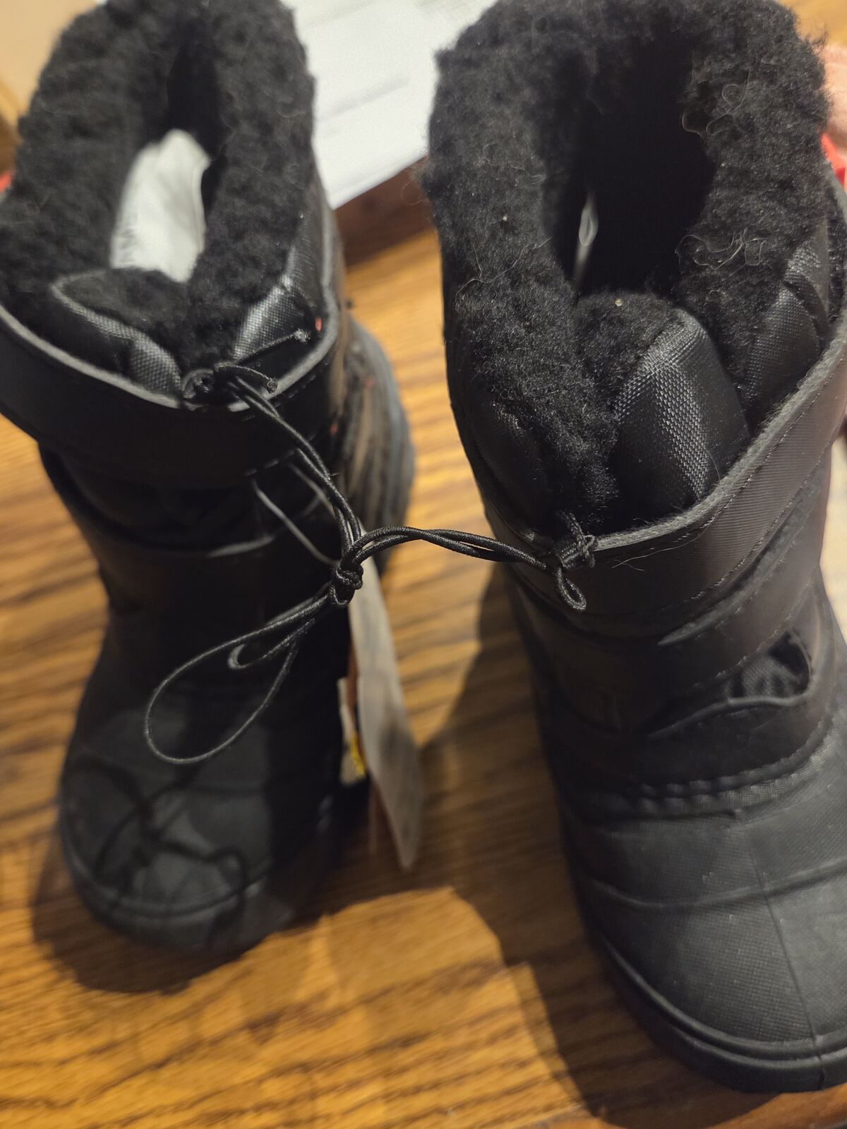 WONDER YEARS KIDS SIZE 8 SNOW BOOTS BLACK LINED