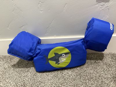Stearns Puddle Jumper Child Life Jacket Swim Vest Blue Shark