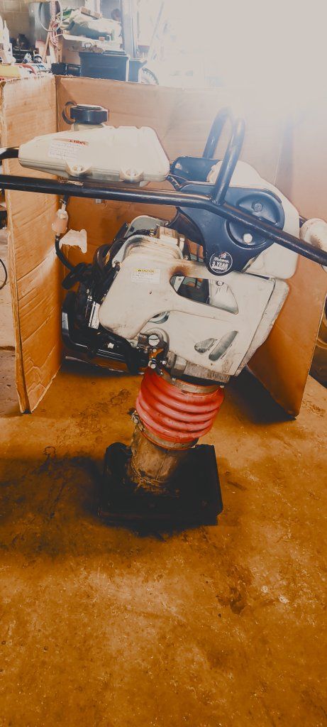 Main image 3