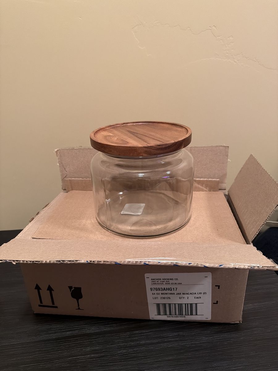 Anchor Hocking Glass Jars - Acacia Lids - Set of 2