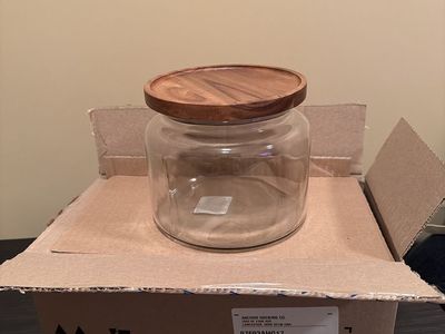 Anchor Hocking Glass Jars - Acacia Lids - Set of 2