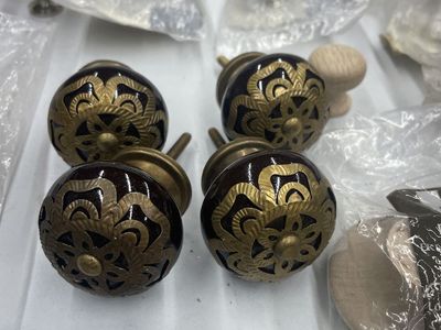 Cabinet Door Knobs