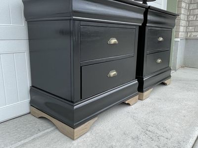 Modern black nightstands