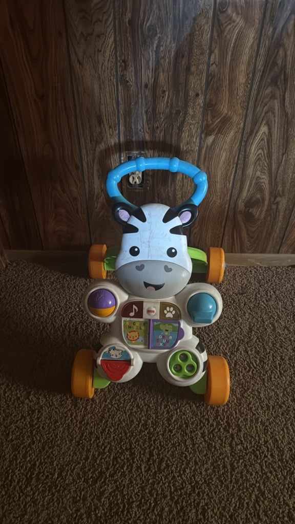 Baby walking toy