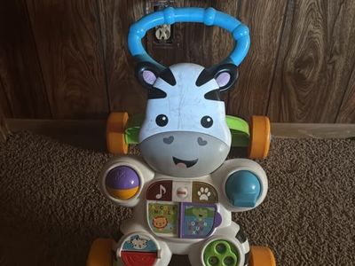 Baby walking toy