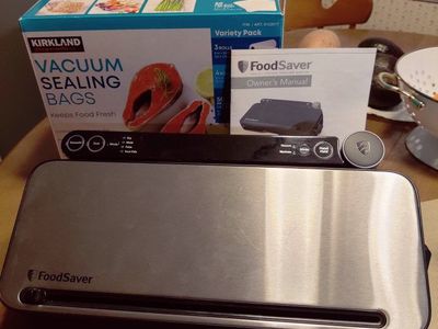 Food Saver food vacuum sealing system