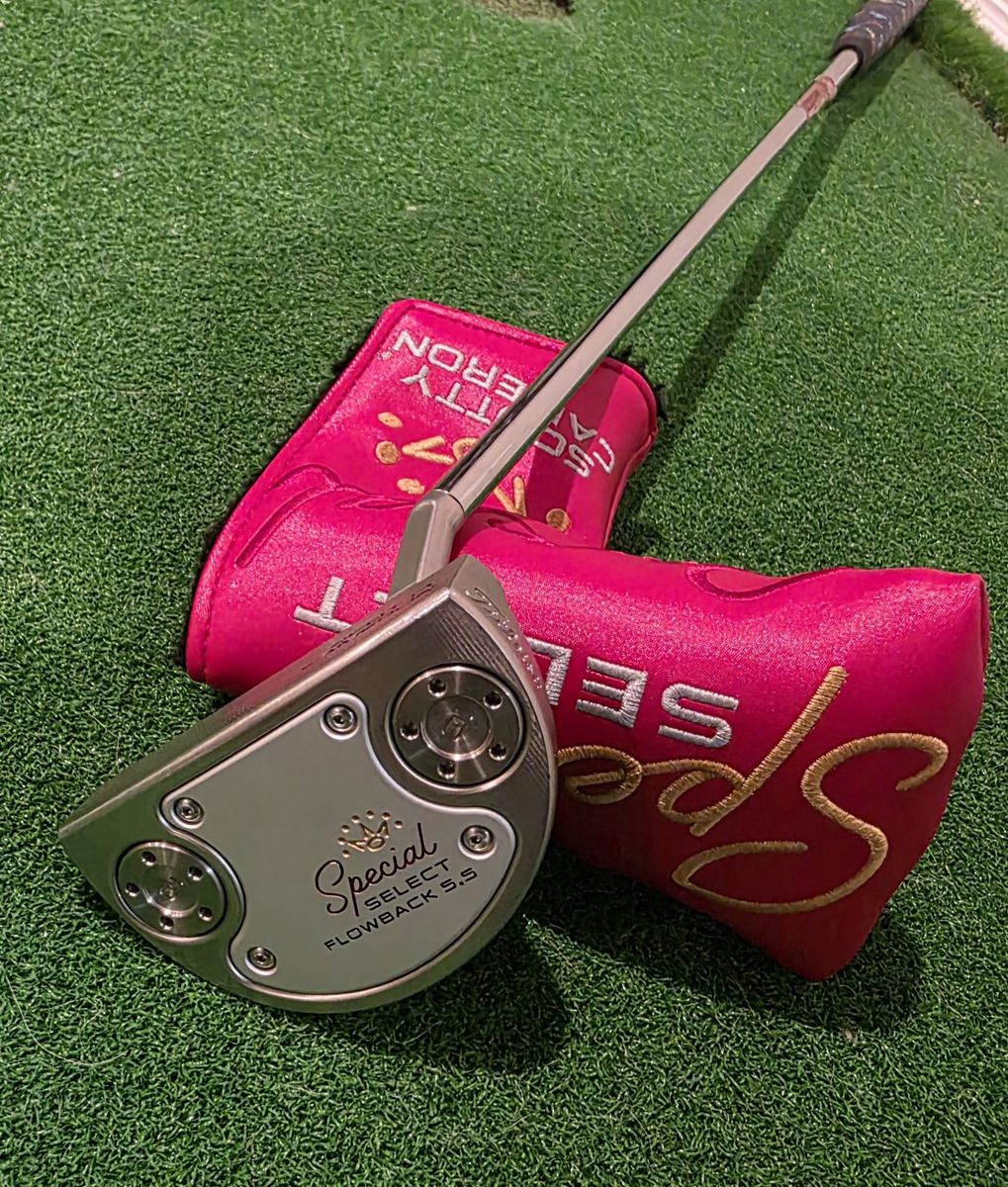 Scotty Cameron Flowback 5.5 33 in