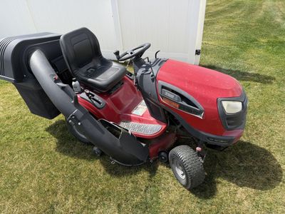 Craftsman Riding Mower With Bagger
