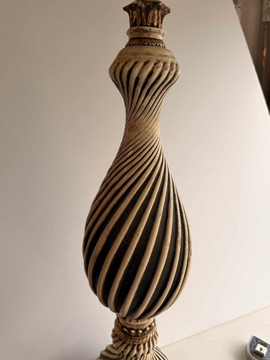 Main image 4