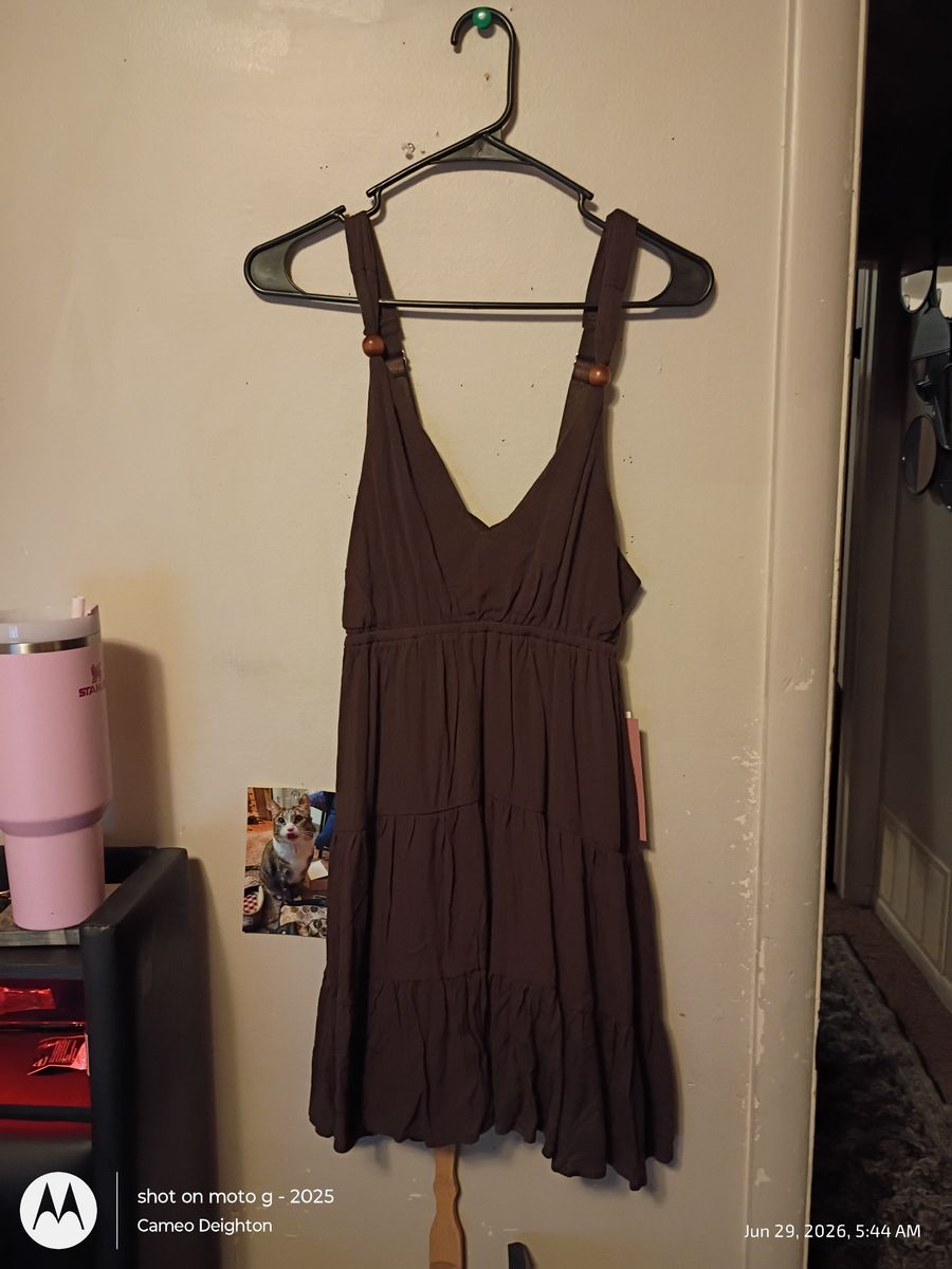 New Brown Tiered Ruffle Mini Dress - Sleeveless with Tags size Medium Brand : Faded Rose