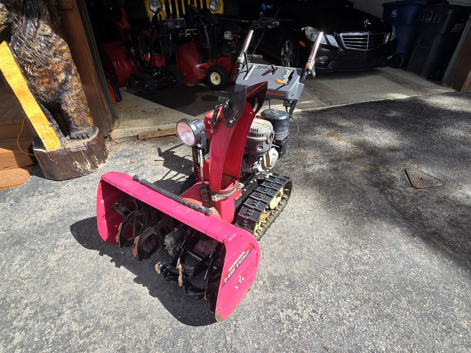 Honda HS1132 Tracked Snowblower