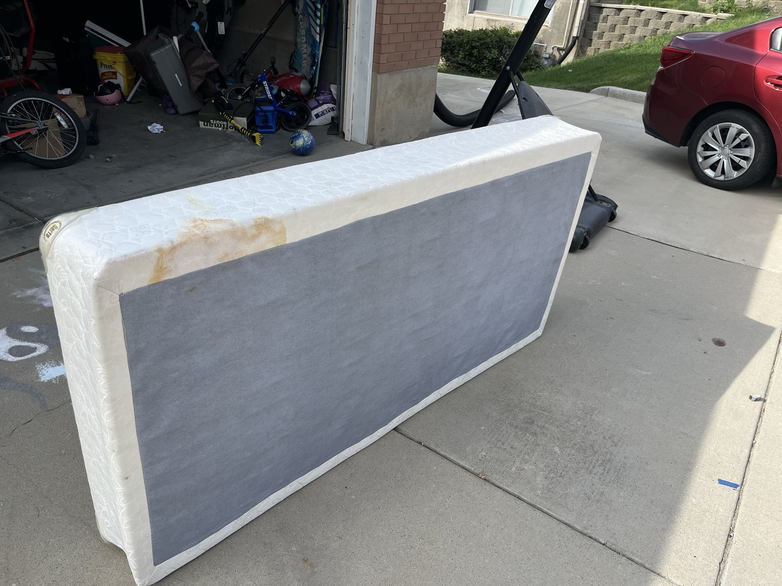 FREE Twin Box Spring