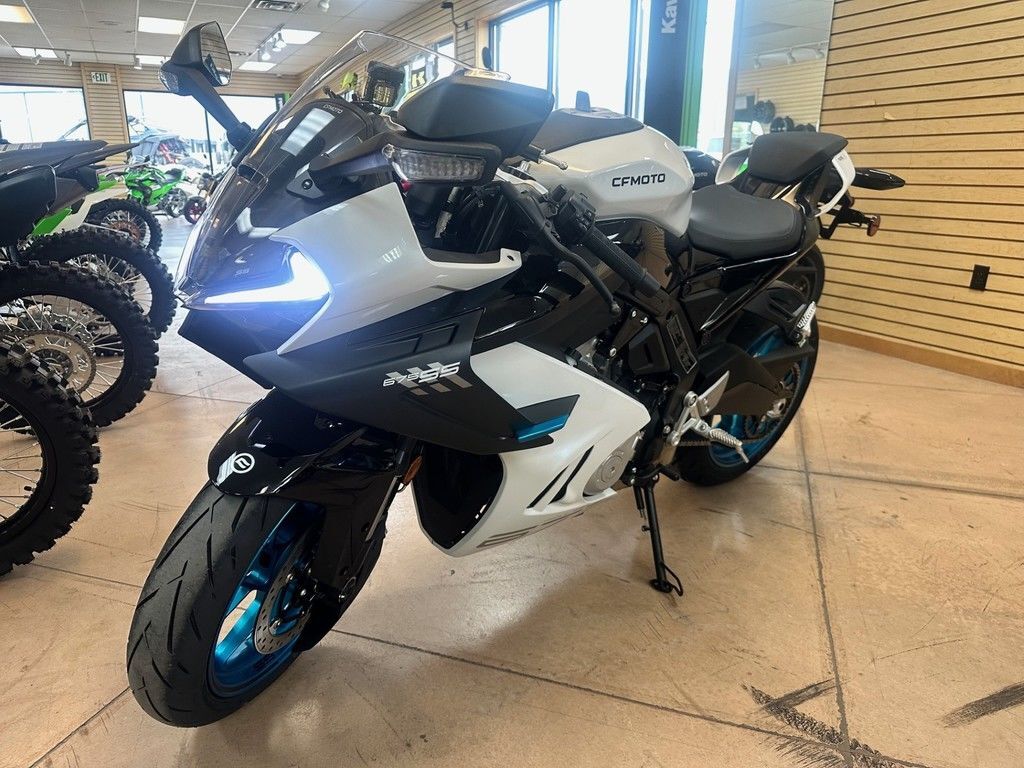 2025 CFMOTO 675SS