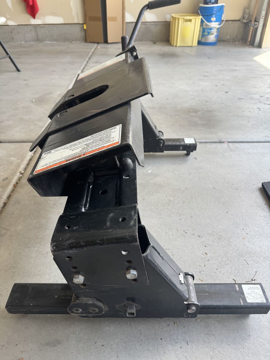 Main image 6