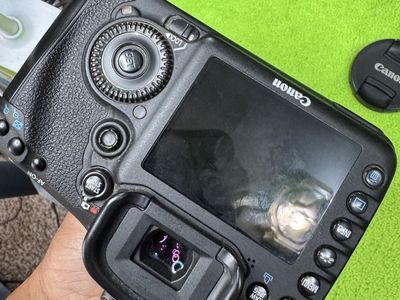 Canon 7d with 2 lenses