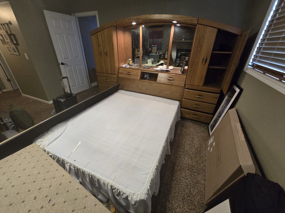 Main image 4