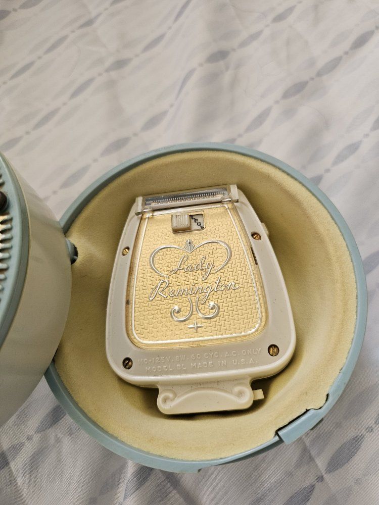 1950-60s Vintage Lady Remington Electric Shaver Model SL - Light Blue/Gold, with Case & Cord