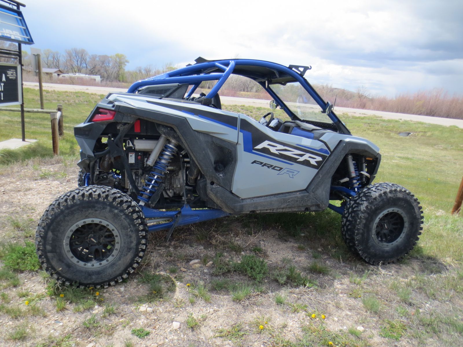 2025 Polaris PRO R