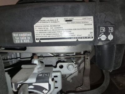 Honda GCV160 Gas Powered Earth Auger Hole Digger. needs throttle cable. runs goog