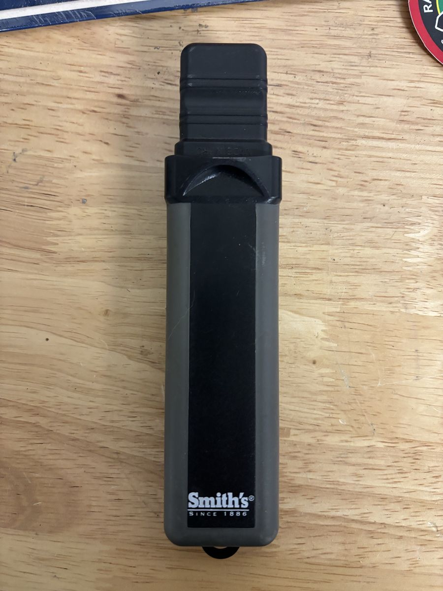 Smith compact diamond knife sharpener