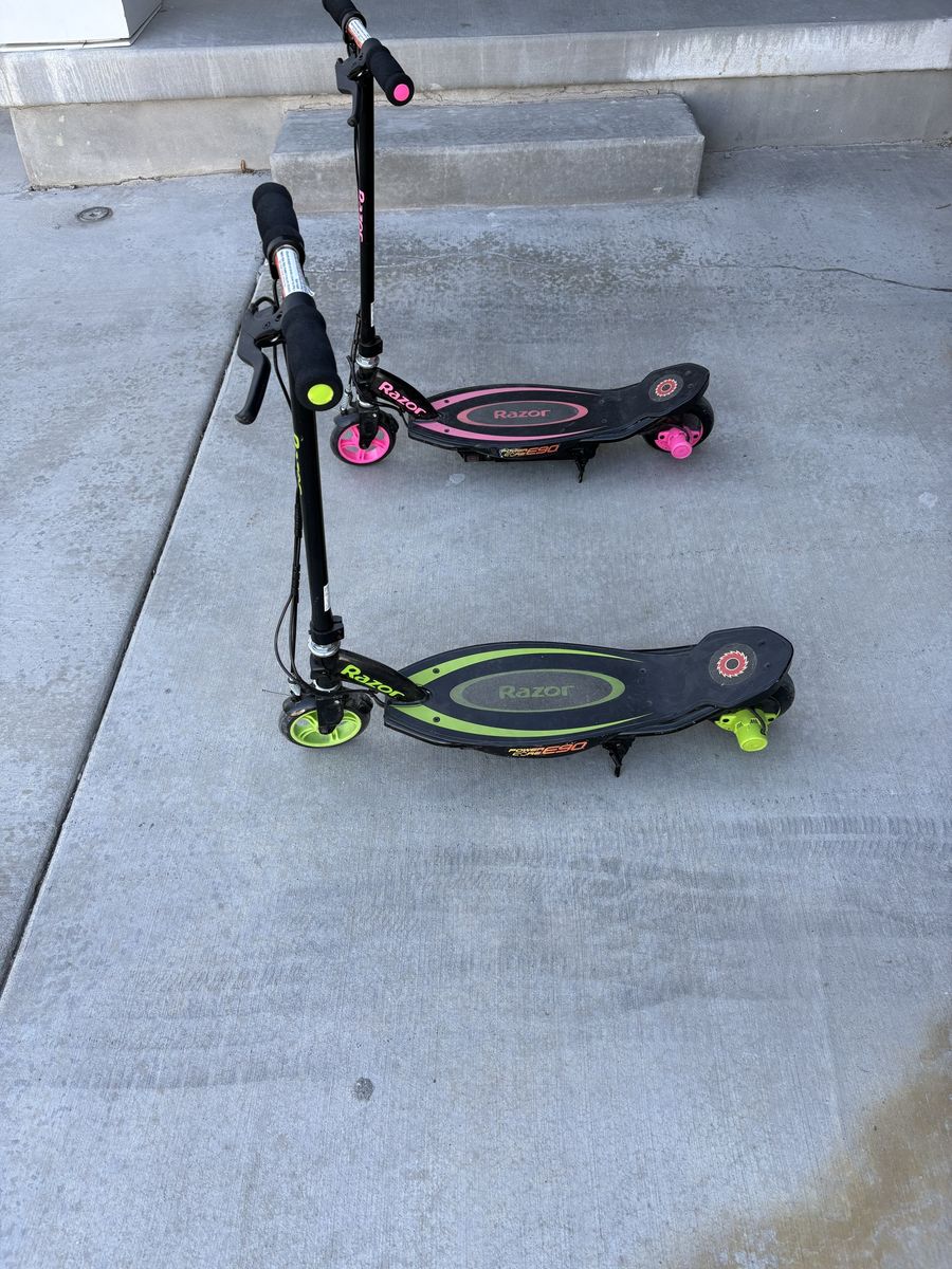 Razor electric scooter