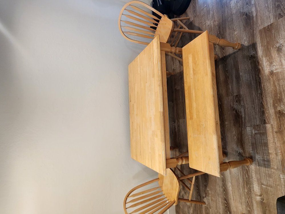 Kitchen Table - Solid Wood - Butterfly Leaf