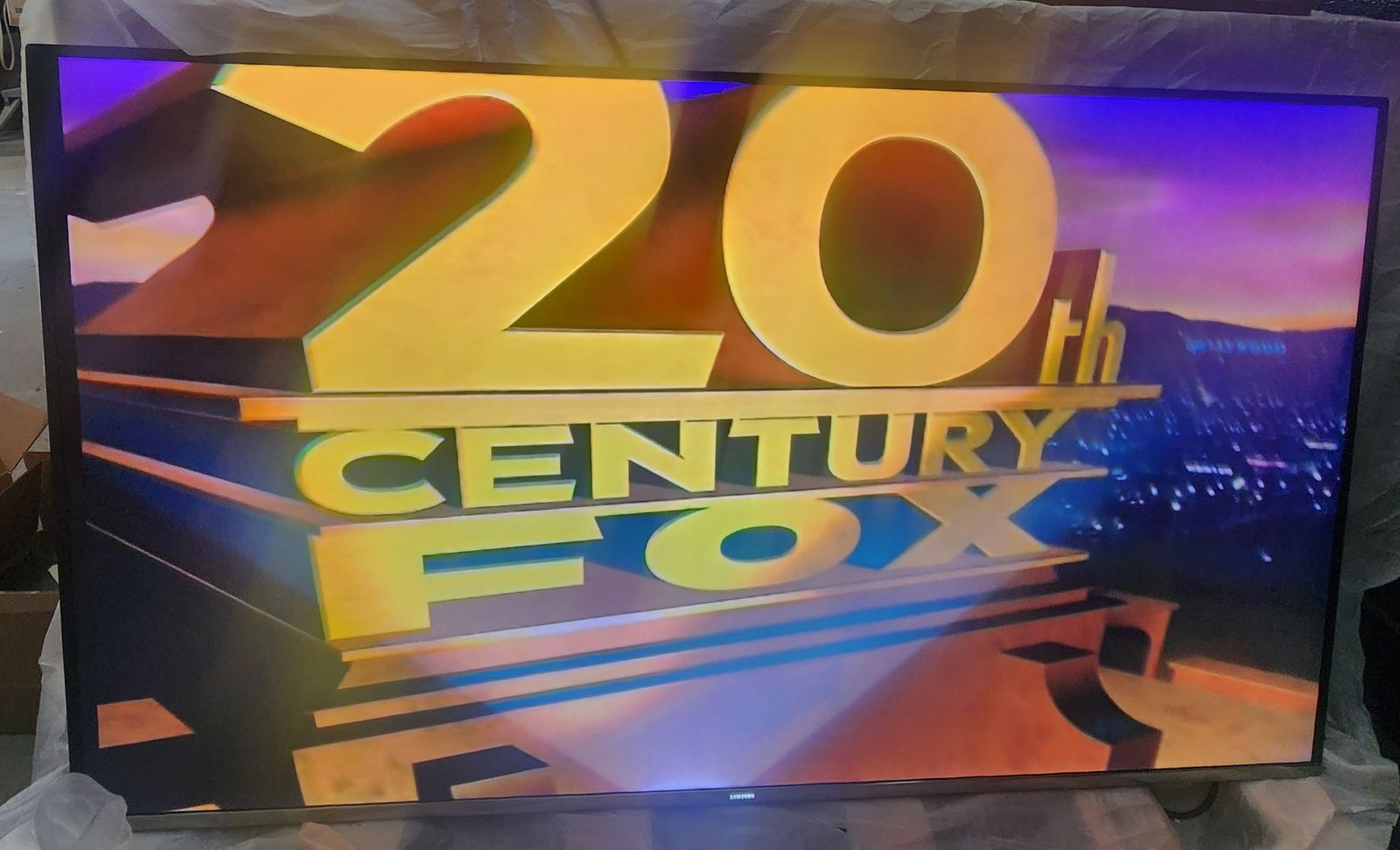 Samsung 60" SUHD 4K Flat Smart TV Model #UN60KS8000F