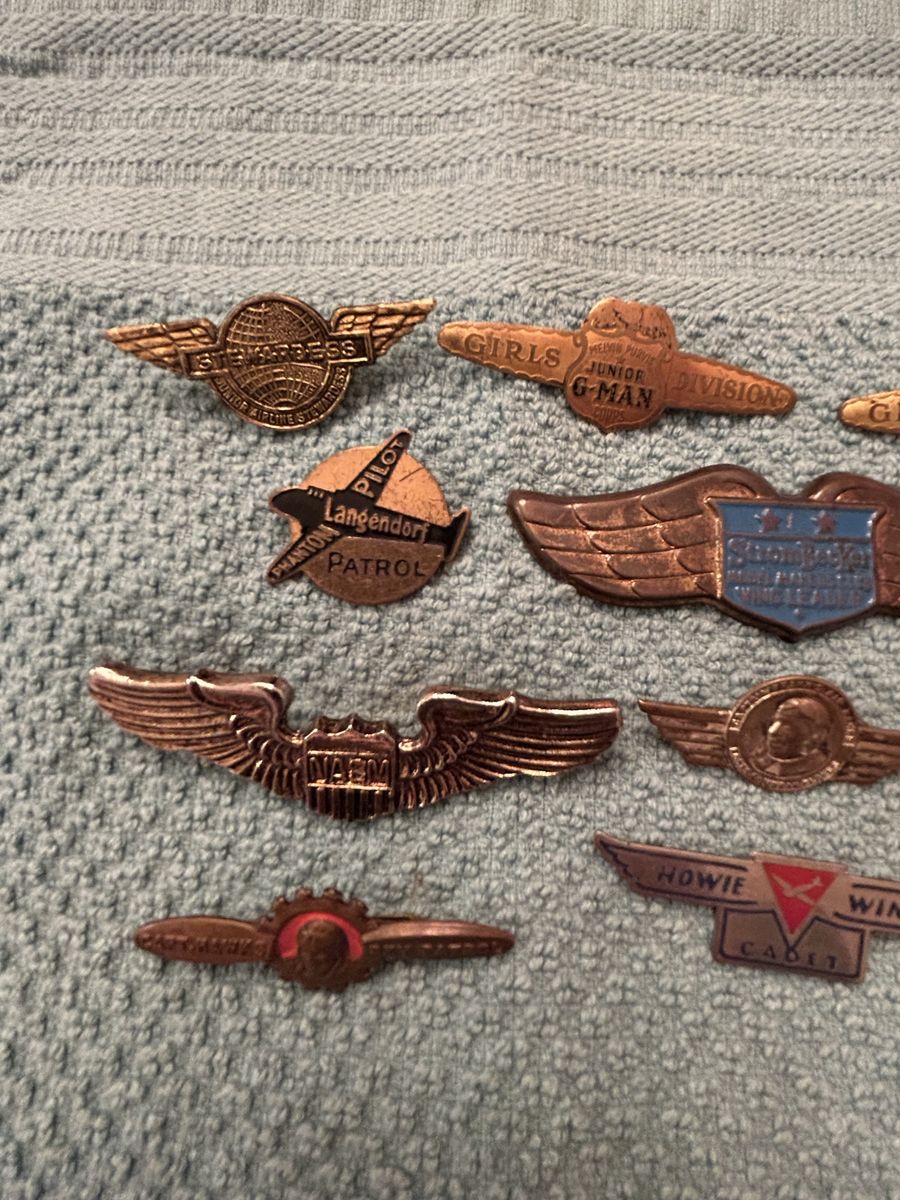 Vintage Pilot Wing Pins & Badges - Mixed Lot of Collectible Aviation & Junior G-Man Insignia