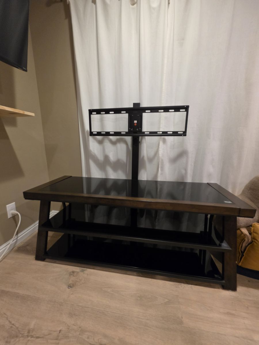 TV stand console and mount