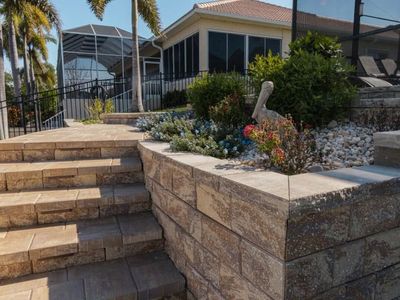 Tropicana 18x18 Pavers & Wall Caps