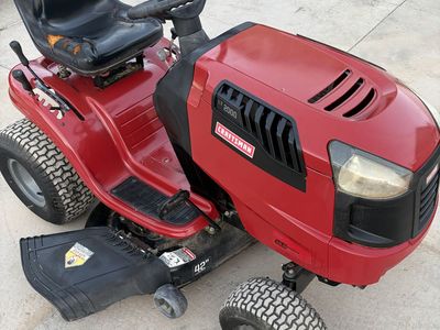 craftsman riding lawnmower
