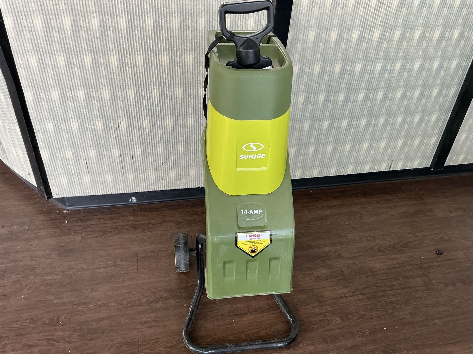 Sun Joe Lawn Tool CT601 Wood Chipper E75013542