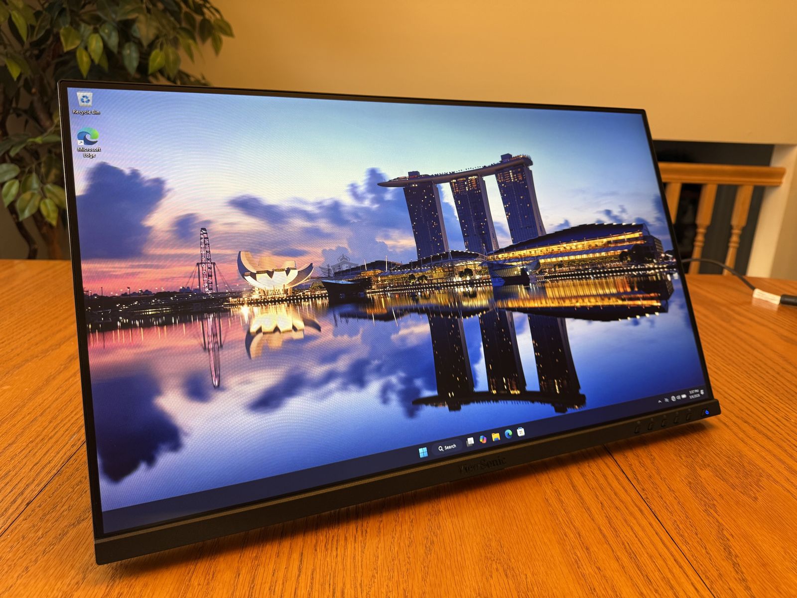 Touch Screen Monitor! ViewSonic 24 TD2455