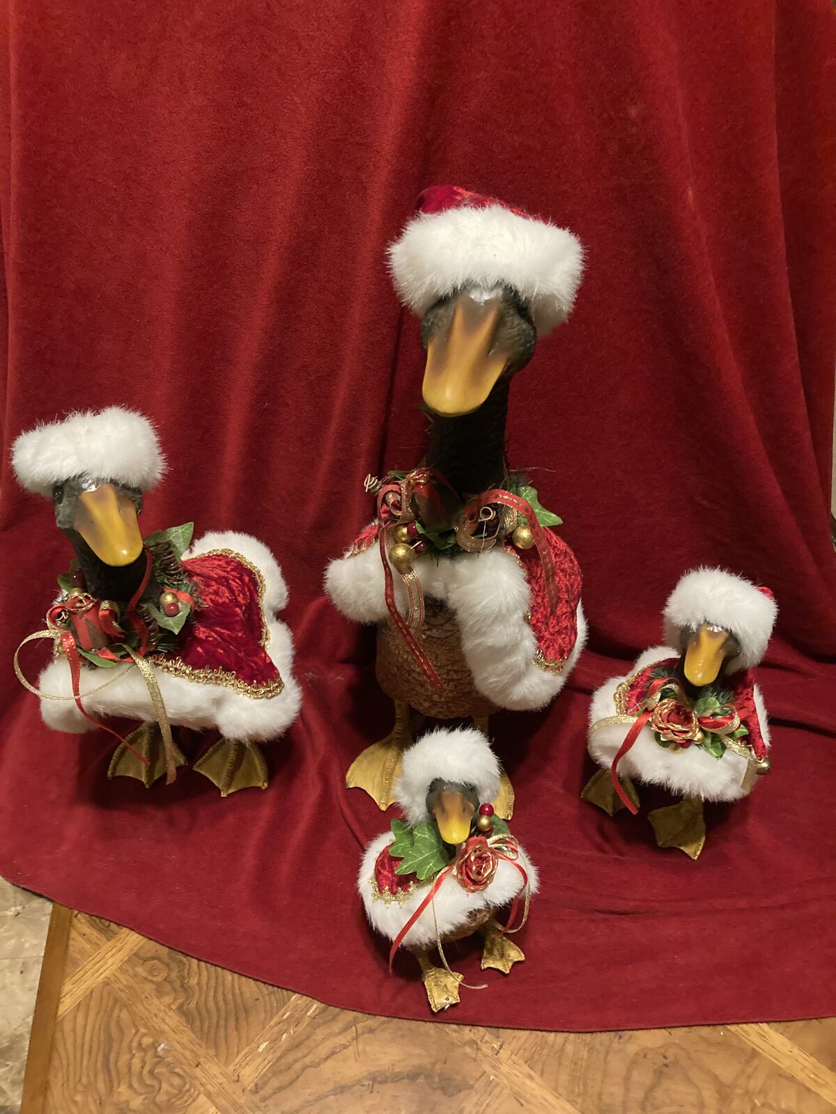 Grandeur Noel Holiday Duck Collection Collectors Edition 2002