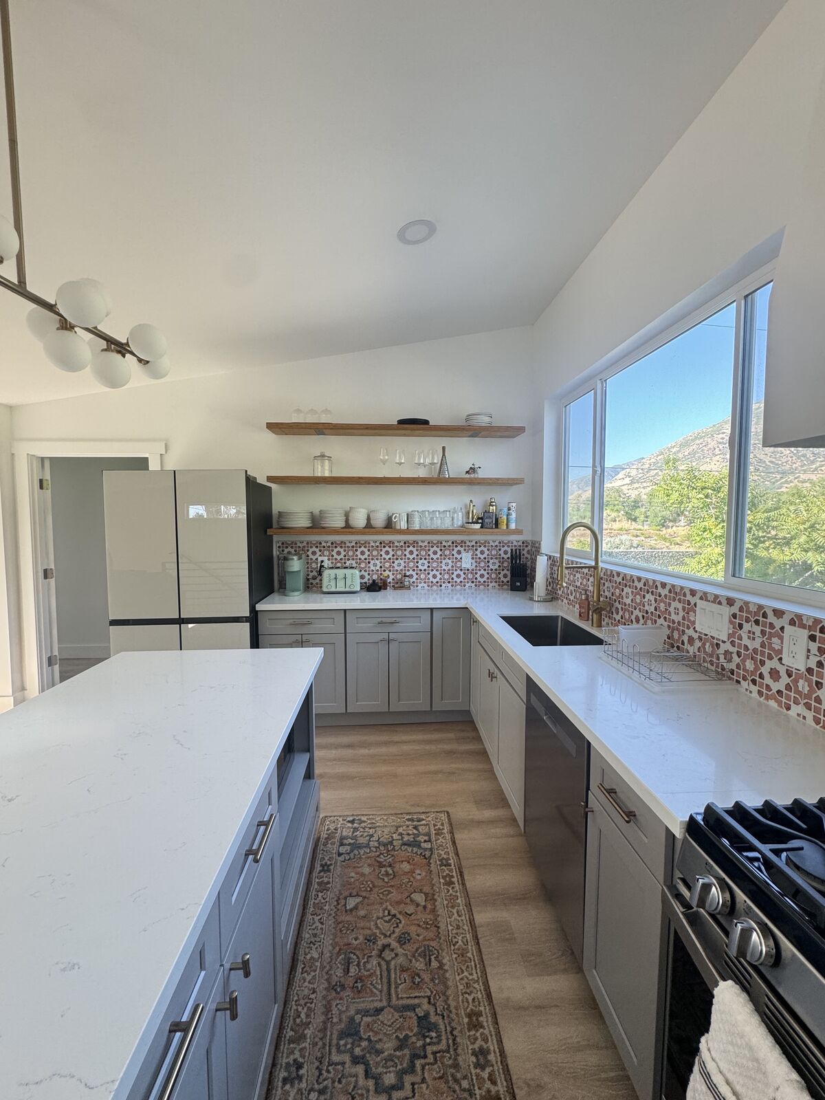 Professional House Cleaning | Kitchen Cleaning | Regular Cleanings Available  | Rental Properties | Construction Cleaning