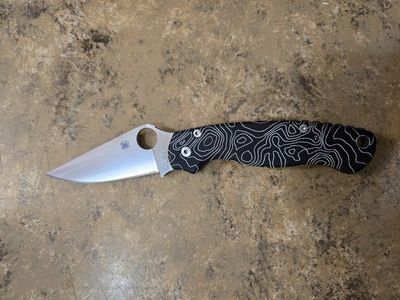 spyderco pm2 w/ awt topo scales