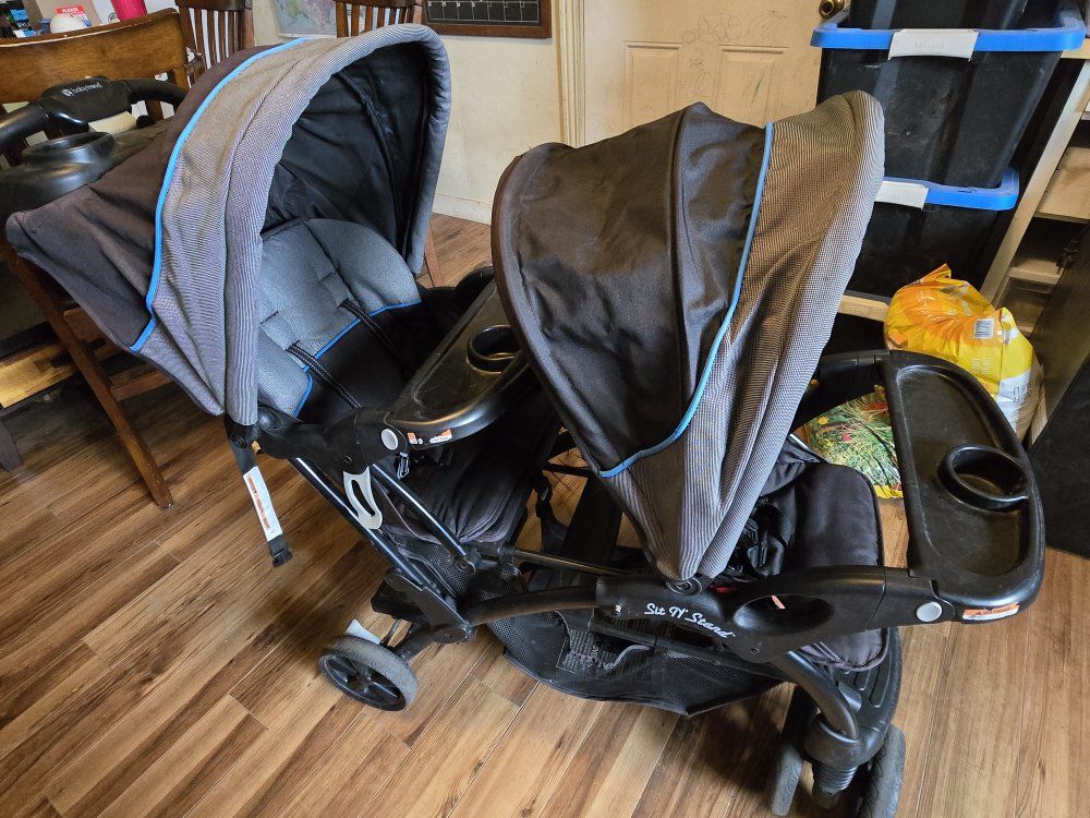 Baby Trend Sit N' Stand Double Stroller