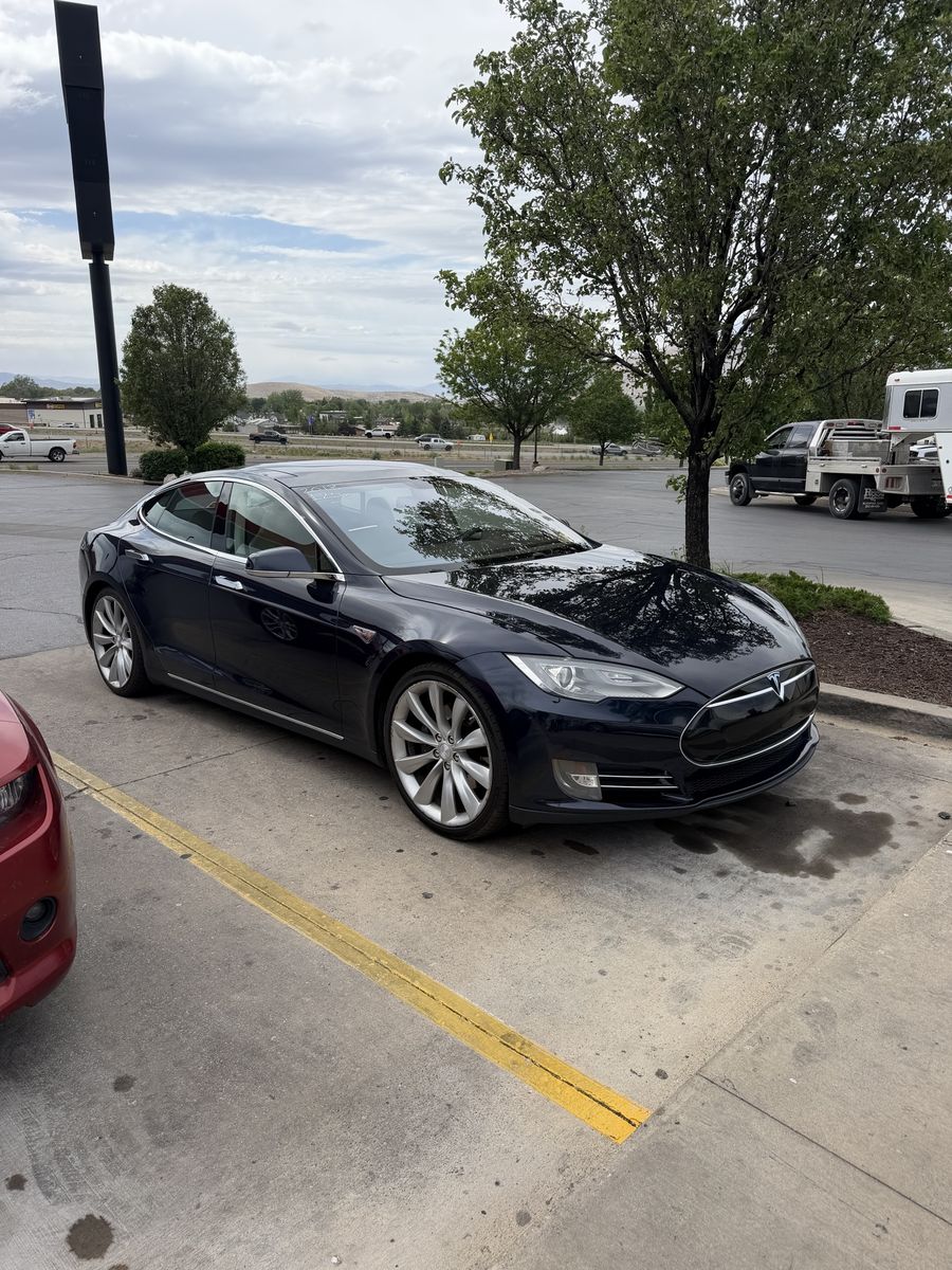 2013 Tesla Model S 60