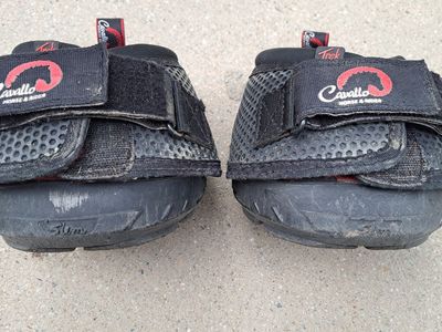 CAVALLO TREK BLACK HORSE BOOTS SIZE 2 SLIM