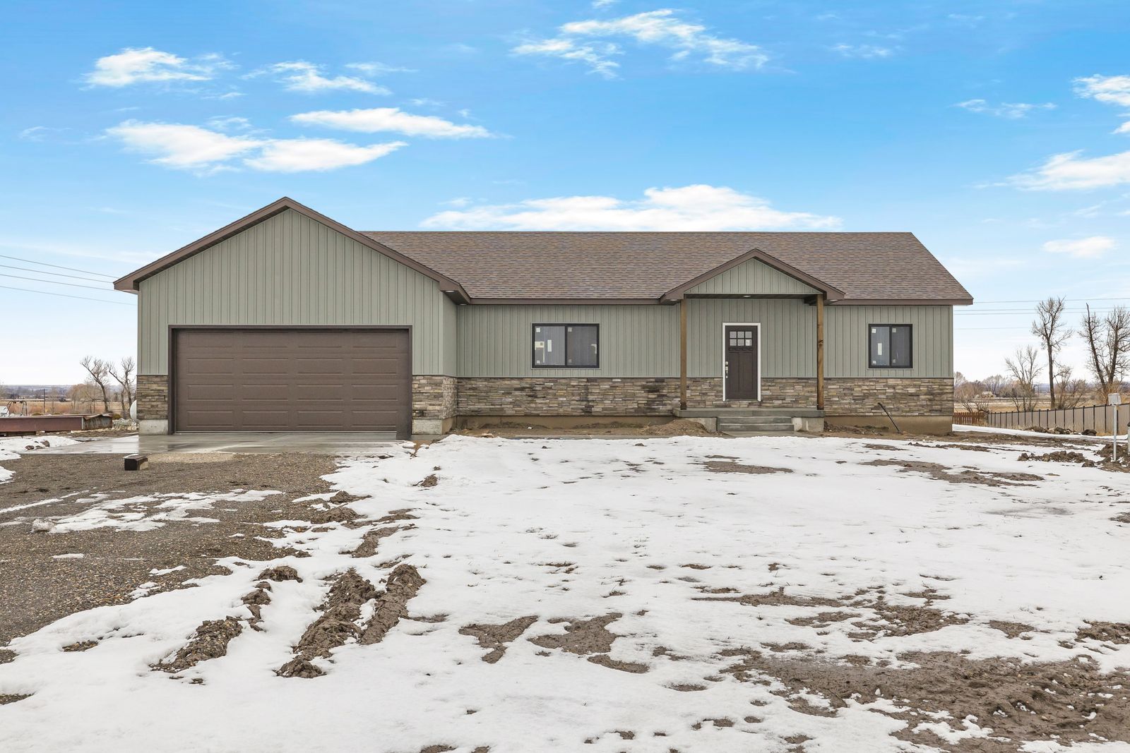 4 BED 2 BATH NEW CONSTRCUTION HOME ON OVER AN ACRE-St Anthony, ID