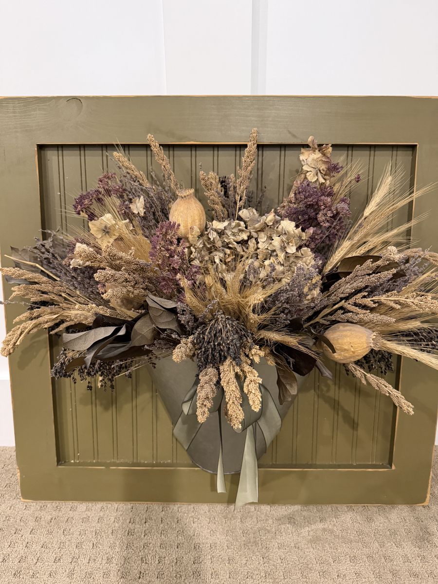 Large Handmade Dried Floral Wall Decor – Swiss Days