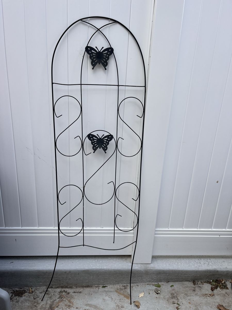 Metal butterfly 🦋 trellis 5 foot tall by 18”