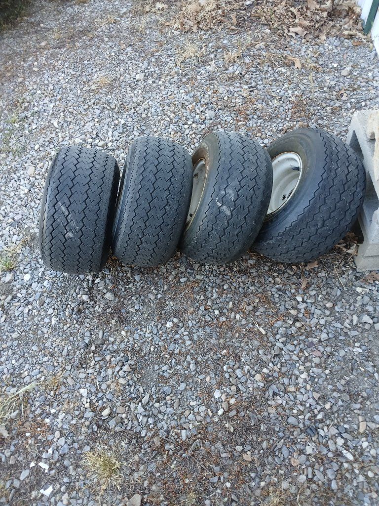 Used golf court tires