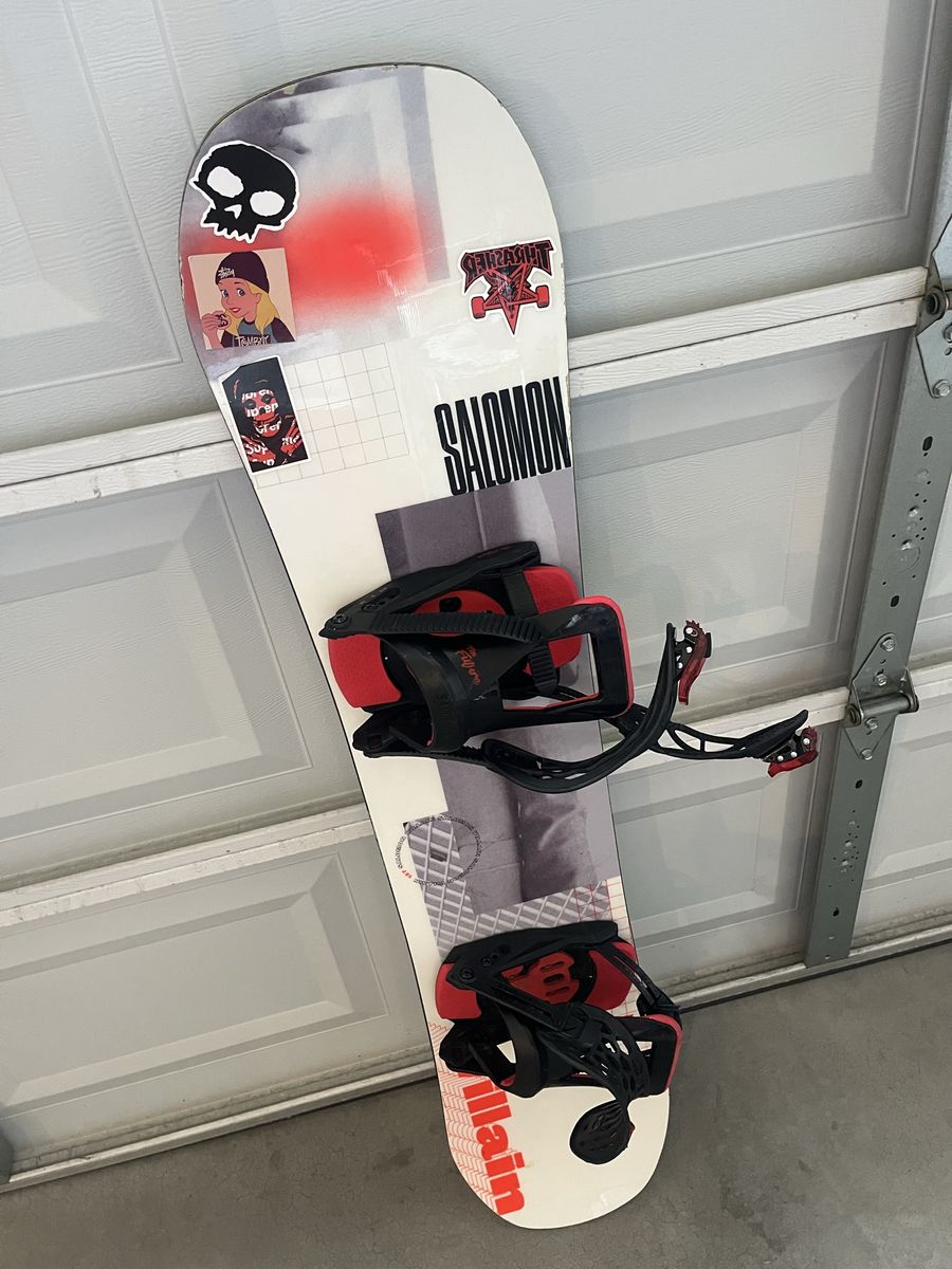 Salomon Villain 127cm Snowboard & Salomon Future Bindings