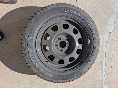 P215/65R17 tire