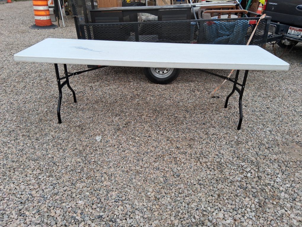 8 foot lifetime table
