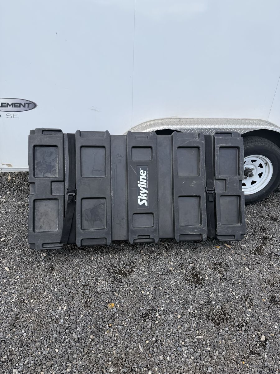 Waterproof travel tote